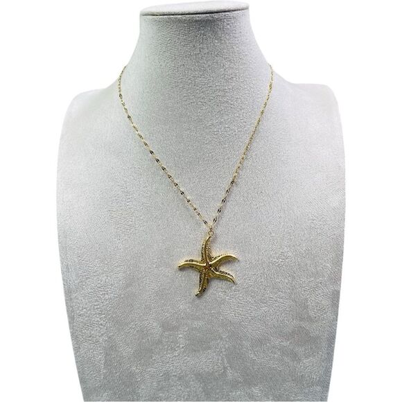 Gold Starfish Pendant Necklace - Picture 3 of 4